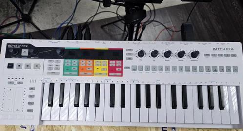 Arturia KeyStep Pro-sequencer, Muziek en Instrumenten, Midi-apparatuur, Gebruikt, Ophalen of Verzenden