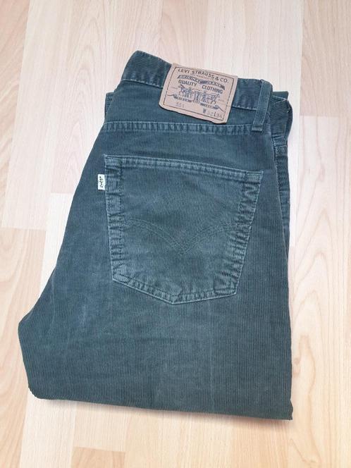 Levi's 551 - Donkergroen ribfluweel - W32 / L34, Kleding | Heren, Spijkerbroeken en Jeans, Gedragen, W32 (confectie 46) of kleiner