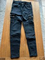 Zwarte jeansbroek met zijzakken, Kleding | Dames, Lang, Maat 38/40 (M), Ophalen of Verzenden, Zo goed als nieuw