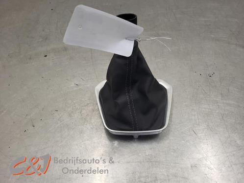 Versnellingspookhoes van een Renault Trafic, Auto-onderdelen, Interieur en Bekleding, Renault, Gebruikt, 3 maanden garantie, Ophalen of Verzenden