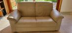 Canapé en cuir beige 2 places - à donner, Maison & Meubles, Canapés | Salons, Enlèvement, Cuir