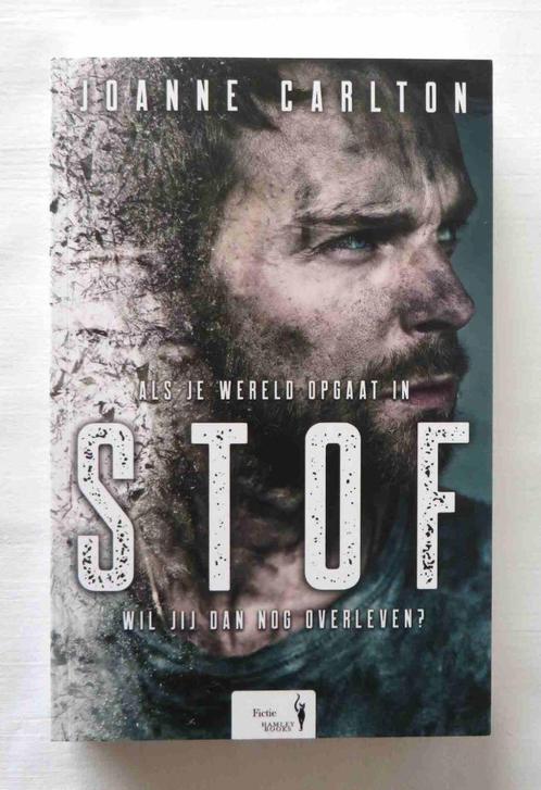 Stof - Joanne Carlton ( Sandra J. Paul ), Boeken, Thrillers, Zo goed als nieuw, België, Ophalen of Verzenden