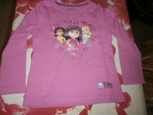 T-shirt 'Dora' rose longues manches longues manches 4 ans, Kinderen en Baby's, Kinderkleding | Maat 104, Gebruikt, Meisje, Shirt of Longsleeve