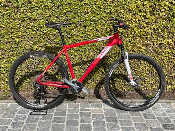 Mtb te koop beschikbaar voor biedingen