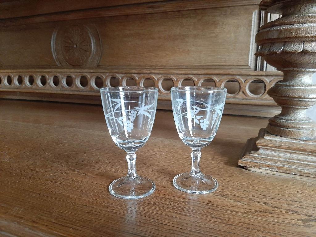 Duo de verres à goutte, Collections, Enlèvement ou Envoi