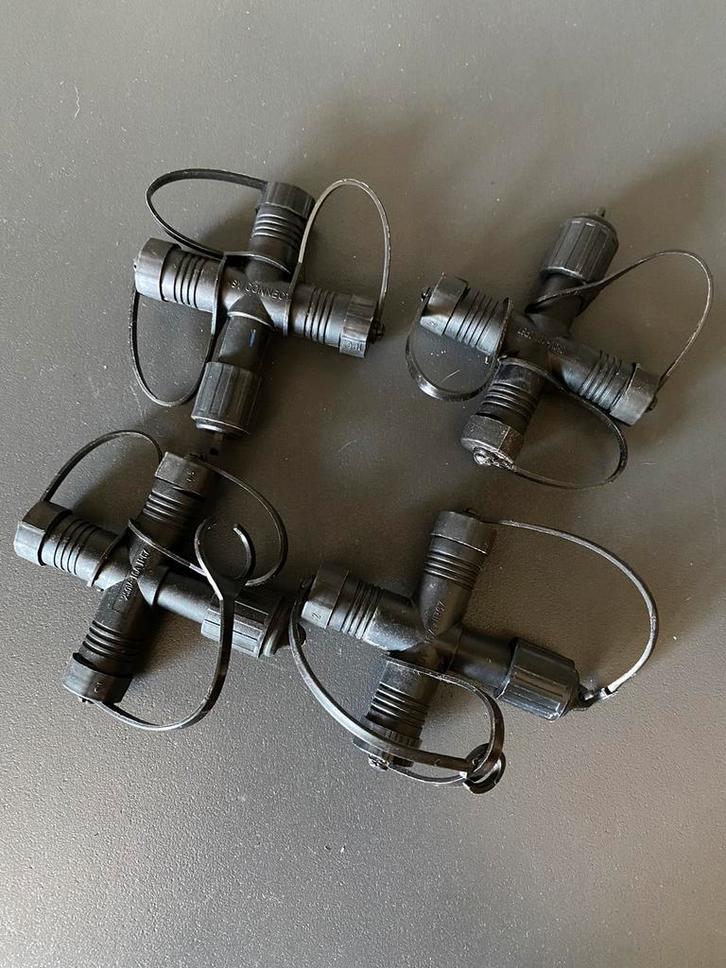 Easy Connect - 4 Connecteurs "+" 3 sorties, Tuin en Terras, Vijver-toebehoren, Gebruikt, Vijververlichting