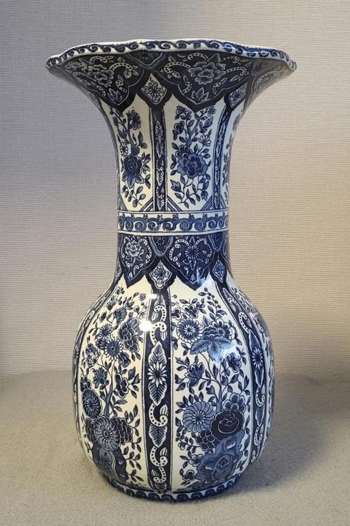 Vaas Delfts blauw voor Royal Sphinx Boch, Antiek en Kunst, Antiek | Keramiek en Aardewerk, Ophalen