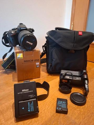 NIKON D5300 + OBJECTIF 18-140mm beschikbaar voor biedingen