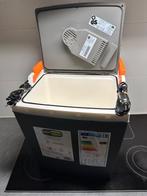 Nieuwe koelbox Voltage 12V, en 230V, Caravans en Kamperen, Koelboxen, Ophalen of Verzenden, Nieuw, Koelbox, Elektrisch