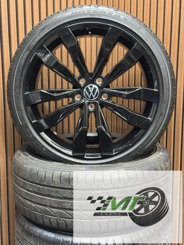 ️️19“ Vw T Roc cabrio RLine MISANO Bi-color 225 40 NIEUW OE, Auto-onderdelen, Banden en Velgen, Banden en Velgen, Zomerbanden