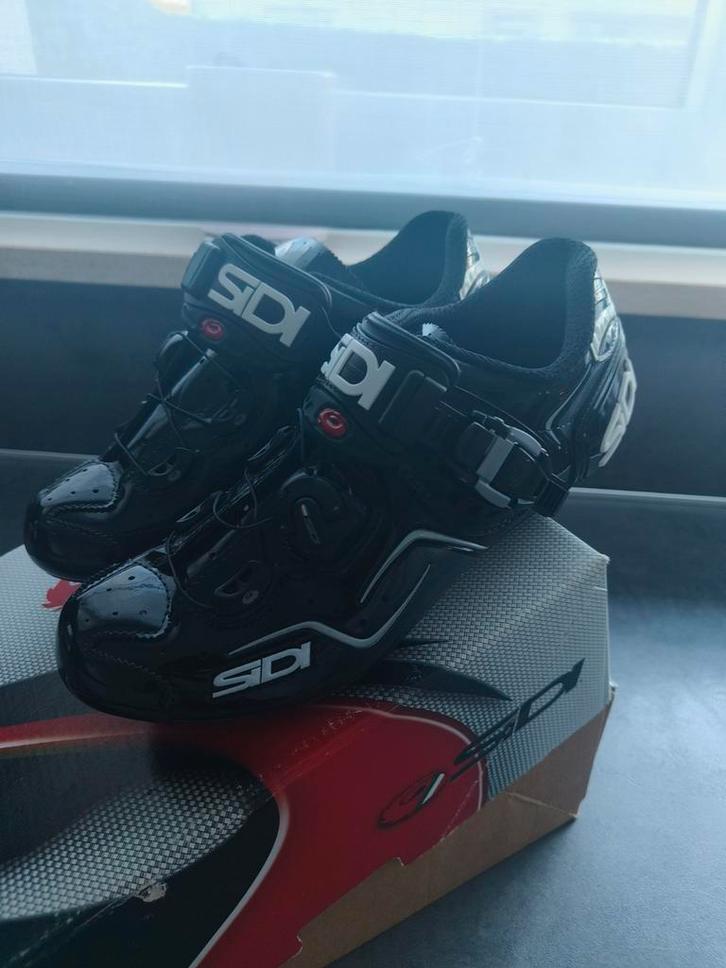 Wielrenner schoenen nieuw!, Fietsen en Brommers, Fietsaccessoires | Fietskleding, Schoenen, Ophalen