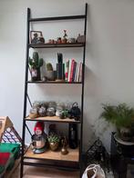 Schuine wandkast, Ophalen, Zo goed als nieuw