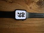 watch SE space gray 44mm (2021), Comme neuf, Bleu, Apple Watch, IOS