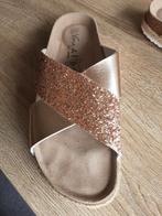 Sandales dorées rosées, Enlèvement ou Envoi, Comme neuf, Pantoufles