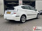 Toyota Prius 1.8 Aspiration | Leder | Climate | Cruise | PDC, Automaat, Wit, Bedrijf, Berline