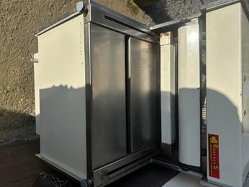 Broodsnijmachine beschikbaar voor biedingen