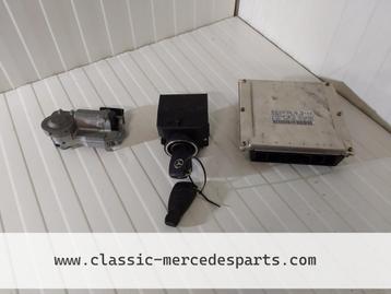 Contactslot set met ECU Mercedes W209 CLK-klasse 320 coupe disponible aux enchères