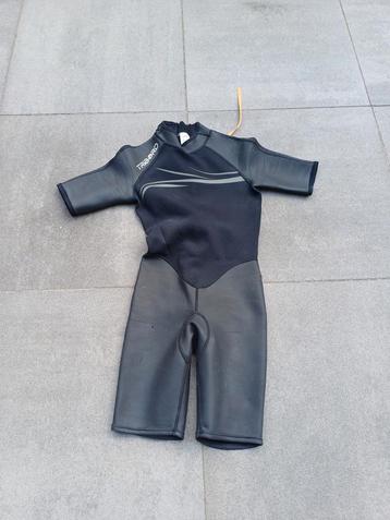 Wetsuit shorty  beschikbaar voor biedingen