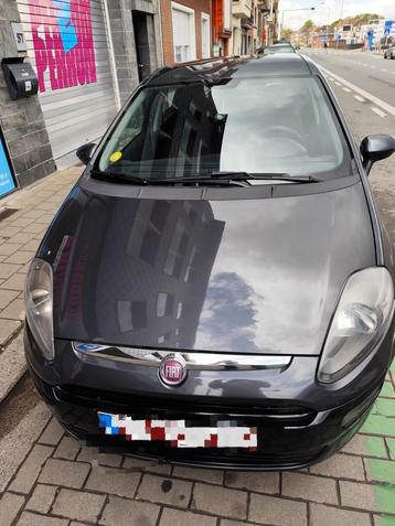 Avendre fiat Punto 1.3 multijet diesel 2011 euro 5, Autos, Bluetooth, Achat, Diesel, Particulier