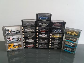 Mercedes Street, course et camion 1/43 Minichamps,..., Enlèvement ou Envoi, Comme neuf, MiniChamps