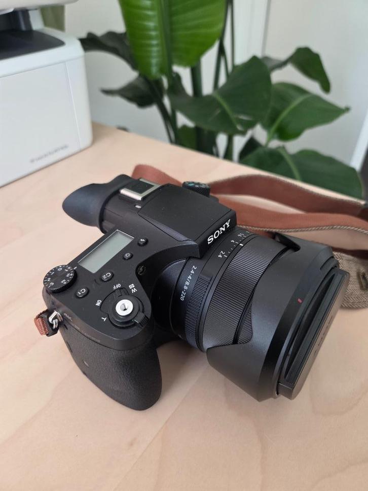 Sony RX10M4, Audio, Tv en Foto, Fotocamera's Digitaal, Zo goed als nieuw, Compact, Sony, 8 keer of meer, Ophalen