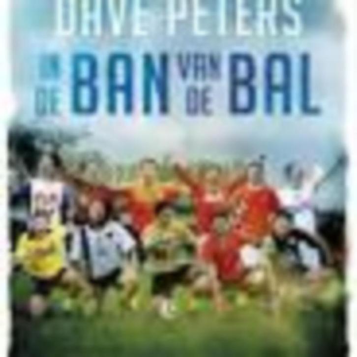 In de ban van de bal De strafste kleedkamerverhalen Peters, Boeken, Sportboeken, Zo goed als nieuw, Ophalen of Verzenden