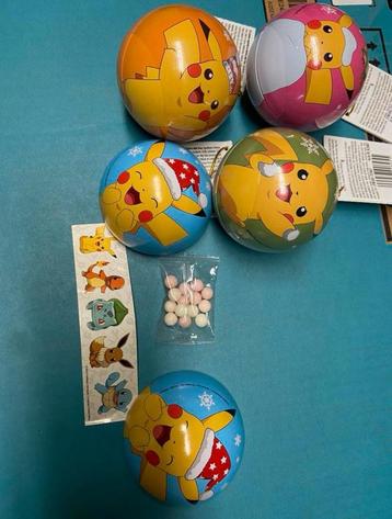 Pokemon kerstballen.  beschikbaar voor biedingen