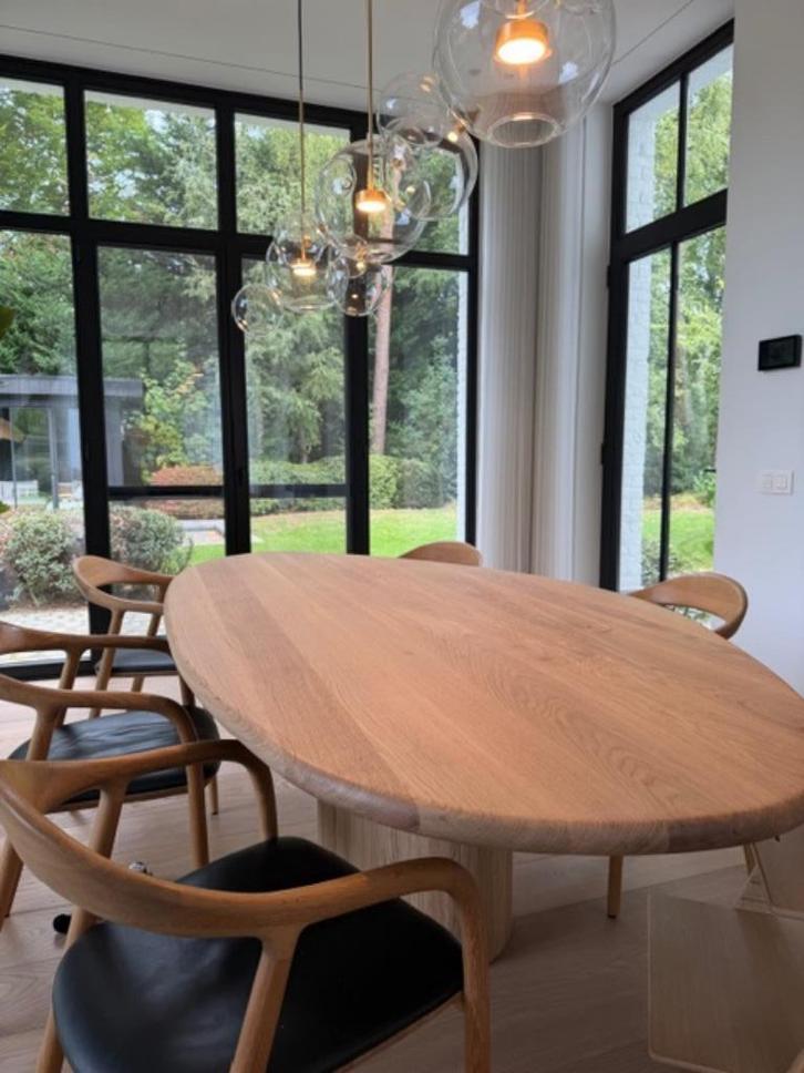 eettafel massief eik geborsteld (als nieuw), Huis en Inrichting, Tafels | Eettafels, Zo goed als nieuw, Eikenhout, Ophalen