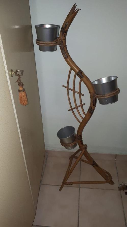 Vintage bamboe plantenslang, plantenhouder in rotan - slang, Antiek en Kunst, Curiosa en Brocante, Ophalen