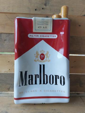 Marlboro asbak XXL beschikbaar voor biedingen