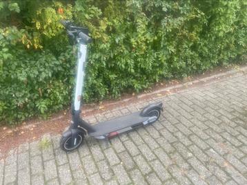 Audi Step. In nieuw staat. Nieuw prijs 1495 euro  beschikbaar voor biedingen
