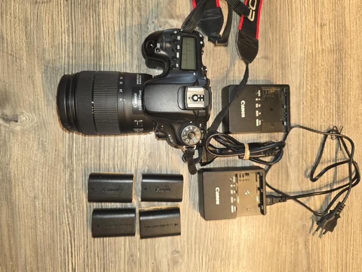 Canon EOS 70 + Lens EFS 18-135mm +, Audio, Tv en Foto, Fotocamera's Digitaal, Gebruikt, Spiegelreflex, Canon, 4 t/m 7 keer, Ophalen of Verzenden