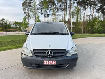 Mercedes-Benz vito 2012 163.000km airco, Mercedes-Benz, Trekhaak, Particulier, 3 zetels