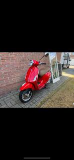 Vespa Piaggio Primavera 50cc – Slechts 312 km - nieuw dus, Fietsen en Brommers, Ophalen, Benzine, 50 cc, Vespa LX