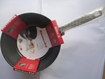 KitchenAid SAUSPAN 20cm 2l (alle vuren) beschikbaar voor biedingen