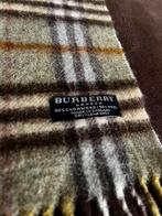 Burberry sjaal van 50% kasjmier, Kleding | Dames, Mutsen, Sjaals en Handschoenen, Gedragen, Burberry, Sjaal