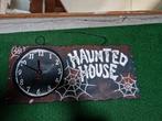 Hangbord met klok "haunted house" (halloween), Ophalen of Verzenden