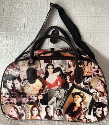 Schoudertas -weekendtas"Delinia" -vintage - 47x32cm beschikbaar voor biedingen