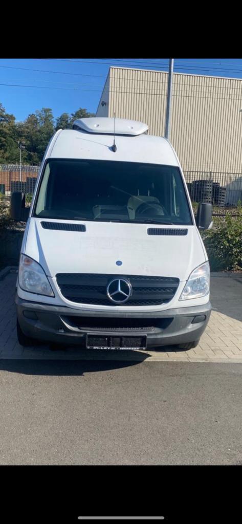 Vend camion Mercedes sprinter, Autos, Camions, Particulier, Blanc, Enlèvement