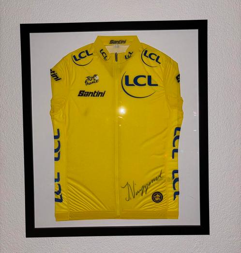 Ingelijst gesigneerd Jonas Vingegaard shirt, Verzamelen, Sportartikelen en Voetbal, Zo goed als nieuw, Shirt, Ophalen of Verzenden