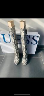 botte cuir Guess taille 36, Vêtements | Femmes, Chaussettes & Bas, Enlèvement, Comme neuf