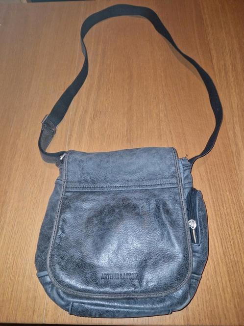 Vintage Arthur & Aston als nieuw!, Handtassen en Accessoires, Tassen | Schoudertassen, Zo goed als nieuw, Blauw, Ophalen of Verzenden