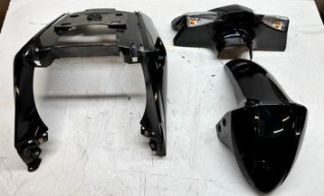 Veel onderdelen Sum New Xpro 2022 beschikbaar voor biedingen