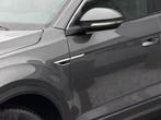 Volkswagen T-Roc R-Line/Carplay/IQ-Light/Digital cockpit/ACC, Auto's, Volkswagen, Voorwielaandrijving, 4 deurs, Stof, Bedrijf