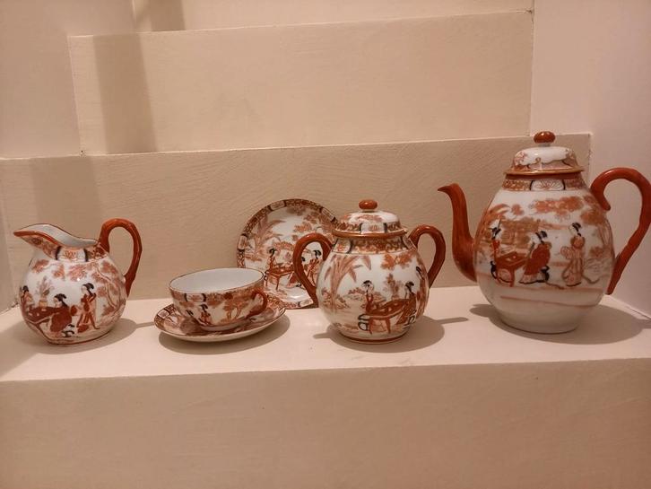Theeservies in Japans porselein., Antiek en Kunst, Antiek | Servies compleet, Ophalen