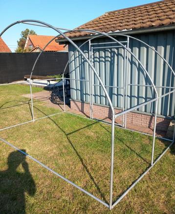 Tuin serre ijzer buizen kader om plastiek over te trekken  beschikbaar voor biedingen