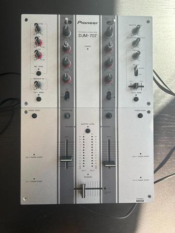 Pioneer DJM-707, Musique & Instruments, Tables de mixage, Enlèvement, Utilisé, Moins de 5 canaux