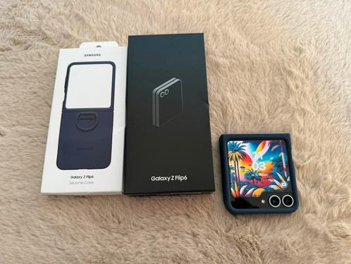 Samsung Galaxy Z Flip6 – 256 GB –Zilver – Zo goed als nieuw!, Telecommunicatie, Mobiele telefoons | Samsung, Zo goed als nieuw