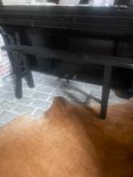 Zwart houten zitbankje, Ophalen, ., Zo goed als nieuw, :