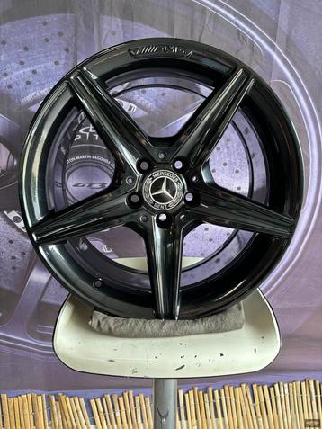 18 inch 5x112 Origineel Mercedes C Klasse (W205) AMG Breedse disponible aux enchères